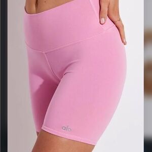 Alo Yoga biker shorts